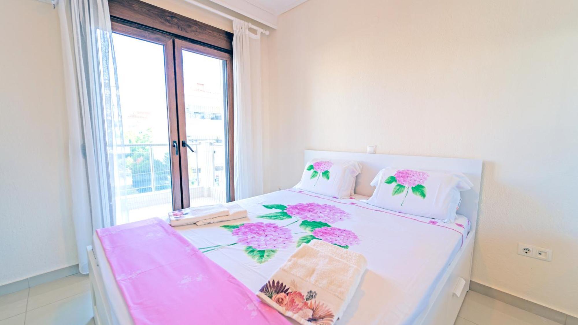 Luxury And Sunny Apartment 250 Mts From The Beach!! Peraía Exterior foto