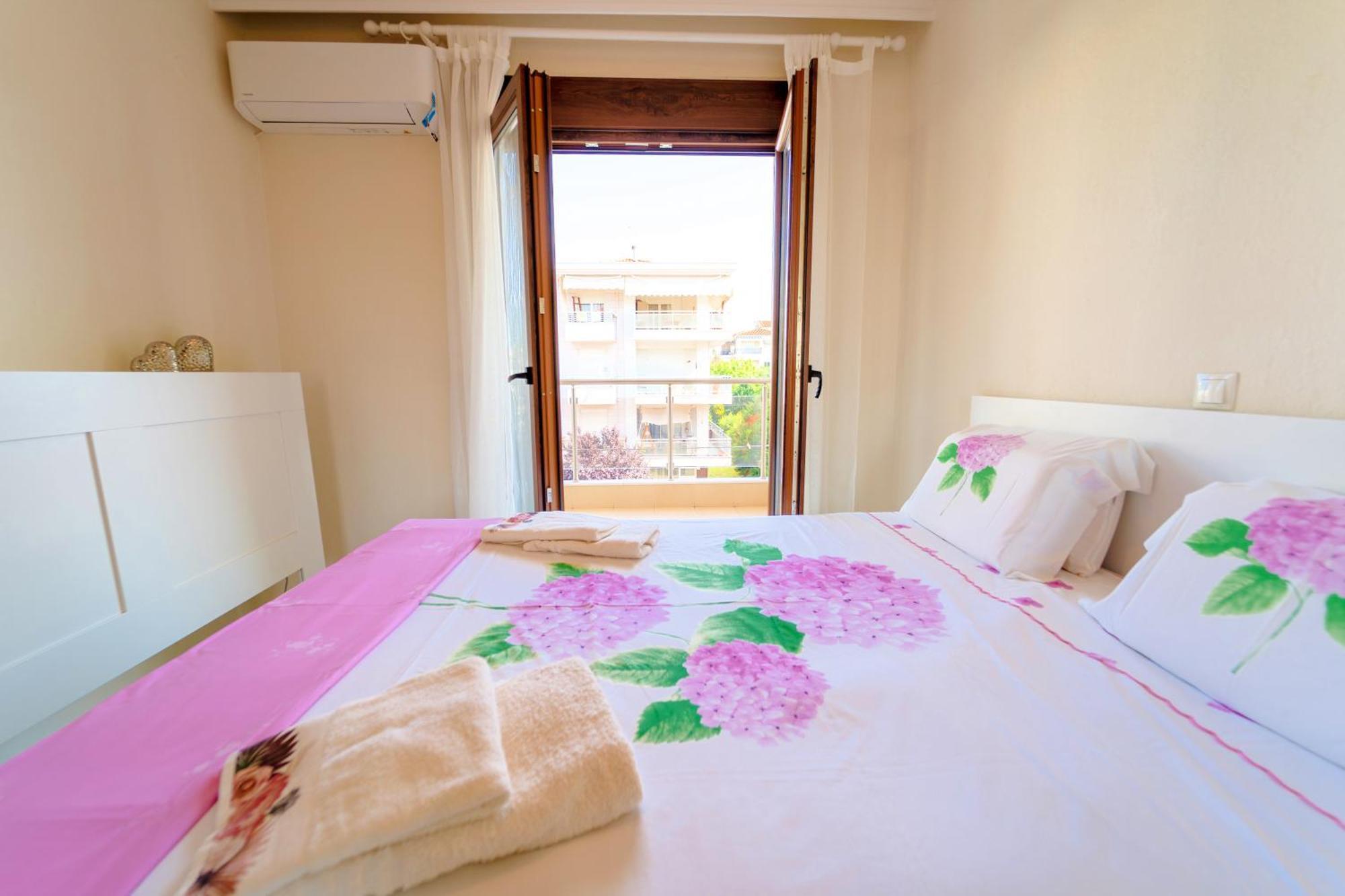 Luxury And Sunny Apartment 250 Mts From The Beach!! Peraía Exterior foto