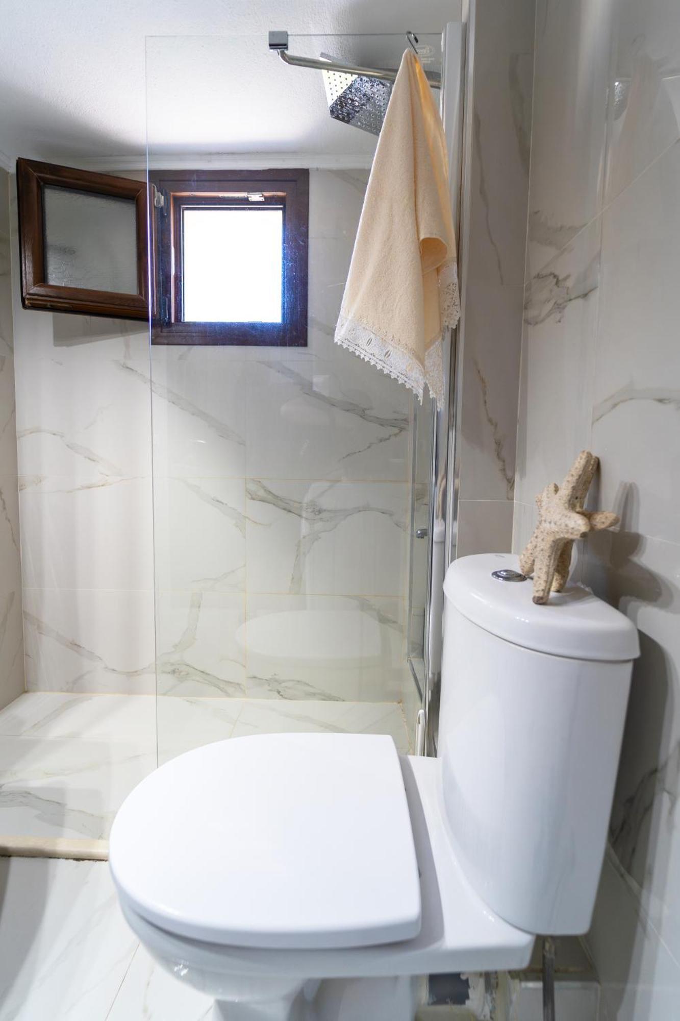 Luxury And Sunny Apartment 250 Mts From The Beach!! Peraía Exterior foto